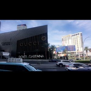 Meet your Posher, Michele